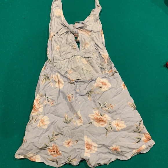 SOLD // •cross posted•Kendall & Kylie Romper - Picture 2 of 2